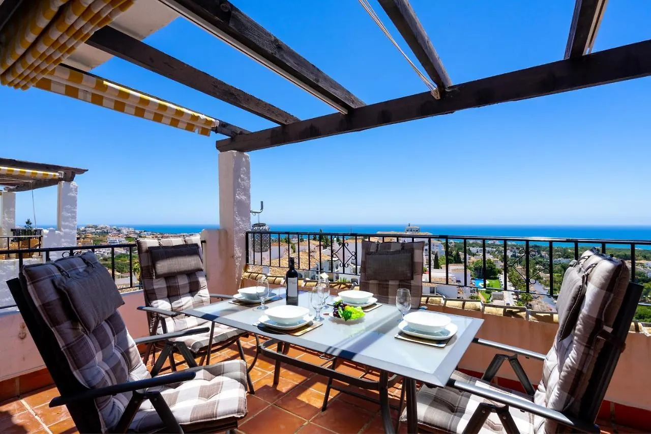 Hillside Flat With Pool In Calahonda By Costarentals - Ref 135 Sitio de Calahonda Apartment