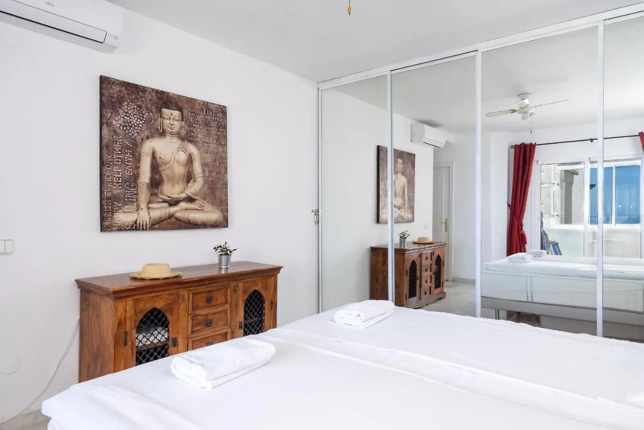 Hillside Flat With Pool In Calahonda By Costarentals - Ref 135 Sitio de Calahonda