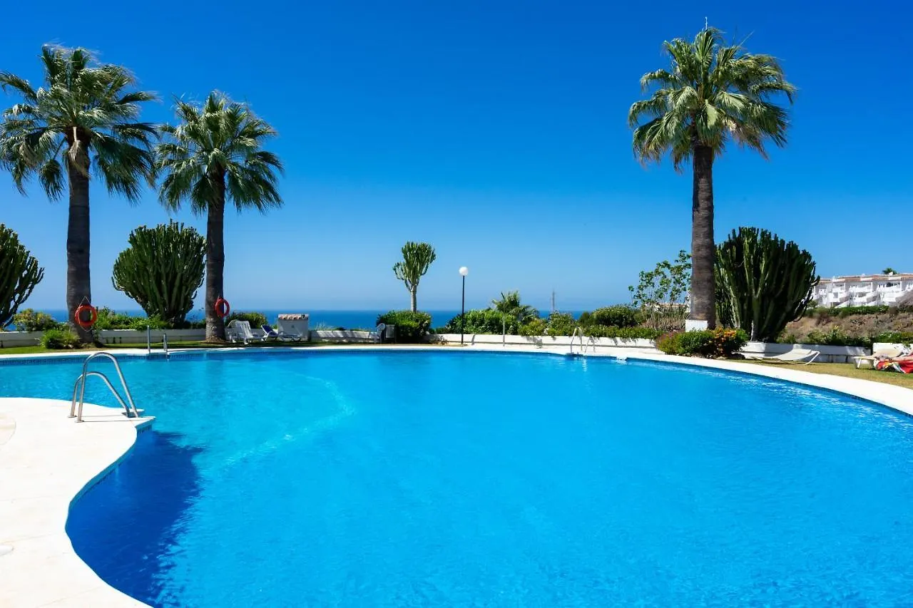 Hillside Flat With Pool In Calahonda By Costarentals - Ref 135 Sitio de Calahonda Apartment