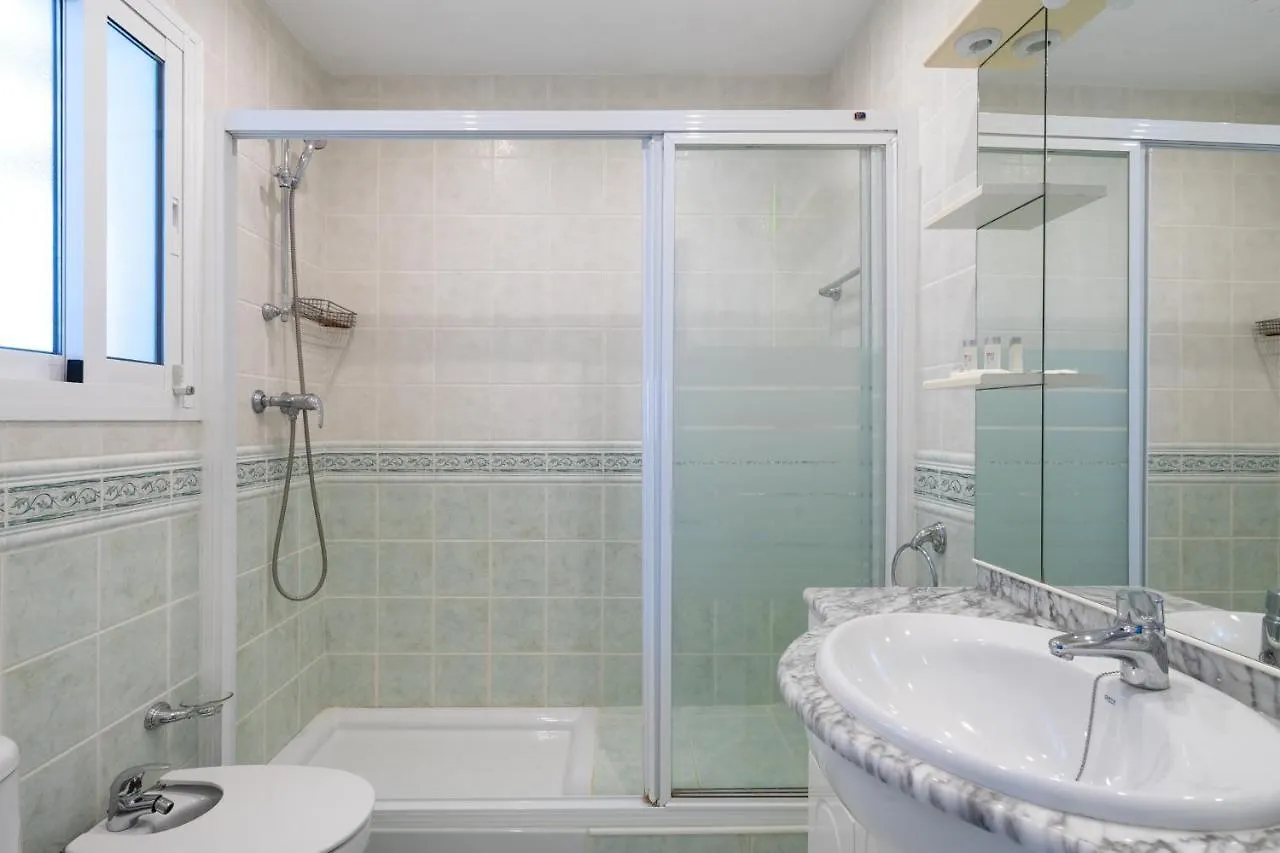 Hillside Flat With Pool In Calahonda By Costarentals - Ref 135 Sitio de Calahonda Apartment
